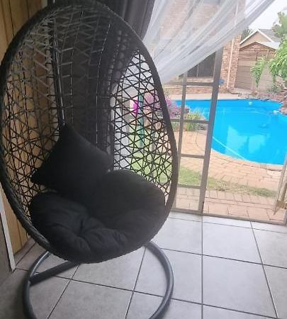 Funky Dot Sleeping Spot Kempton Park Exterior foto